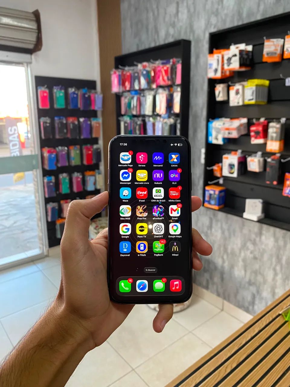 iPhone 11 64GB  - Foto 2