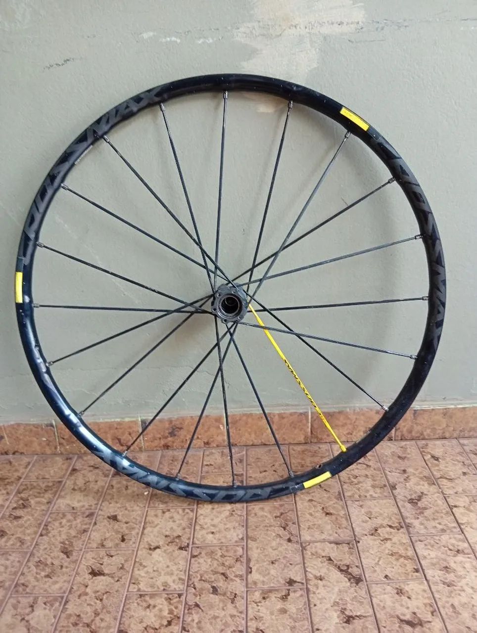 Roda dianteira para Mavic Crossmax Canonndale Lefty  - Foto 2