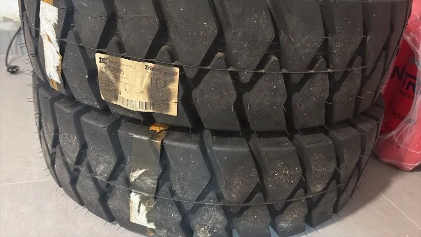 Pneu para empilhadeira  - Foto 2