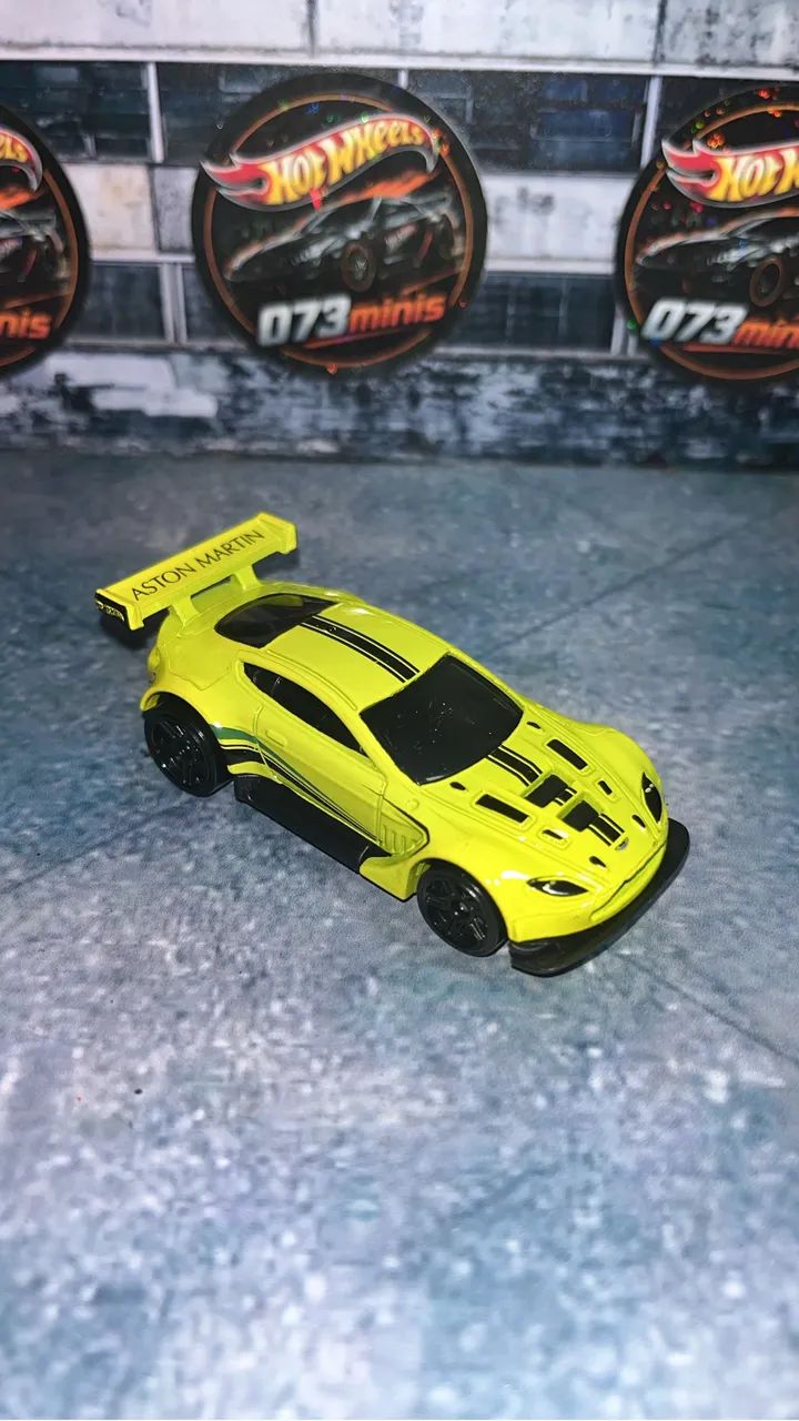 Lote hotwheels 3