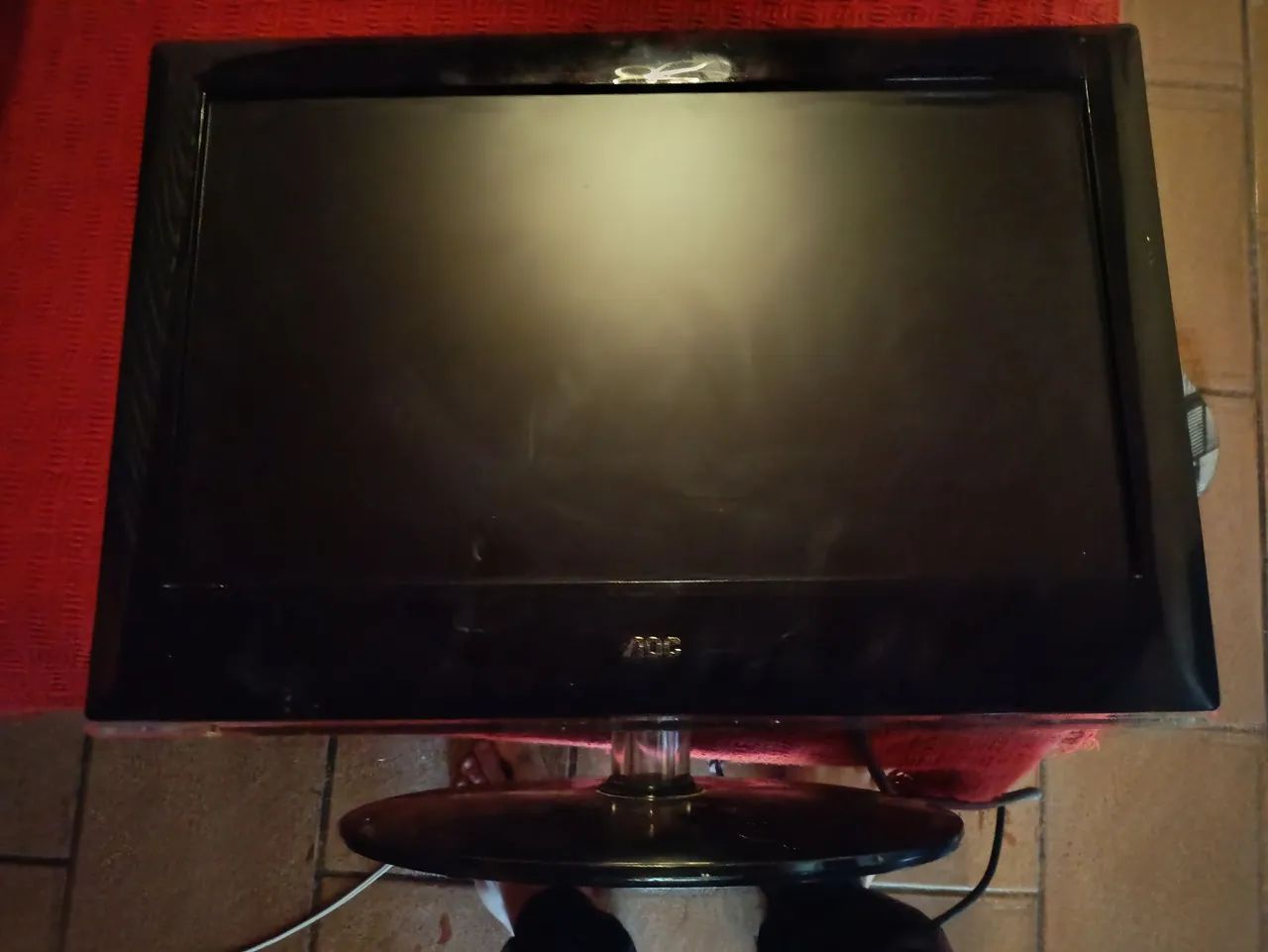 TV AOC LED 19? - Funcionando Perfeitamente