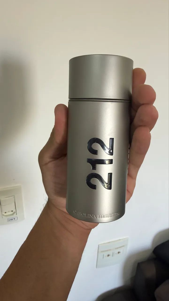 Perfume 212 zero novo