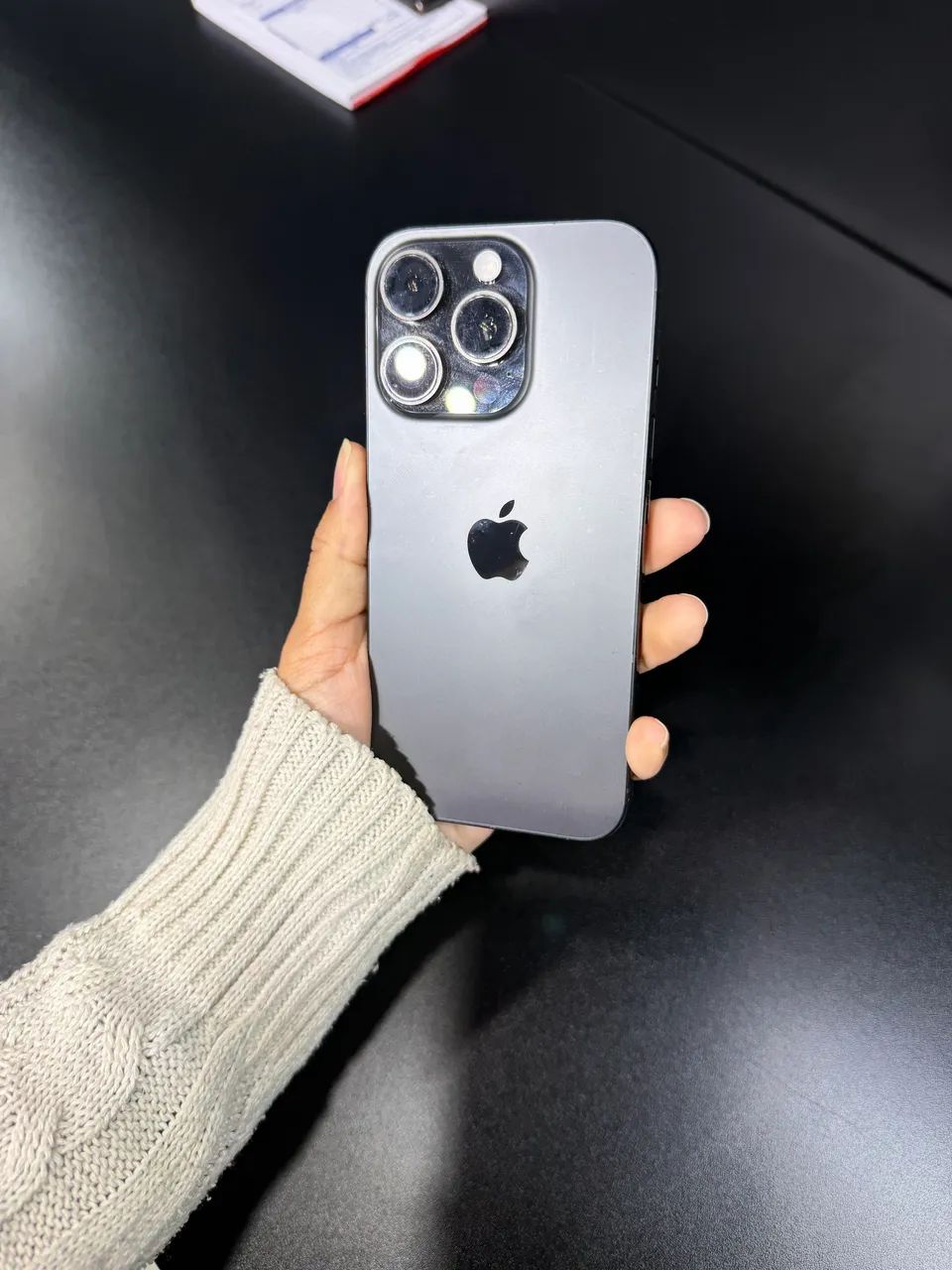 iPhone 16 pro  - Foto 2