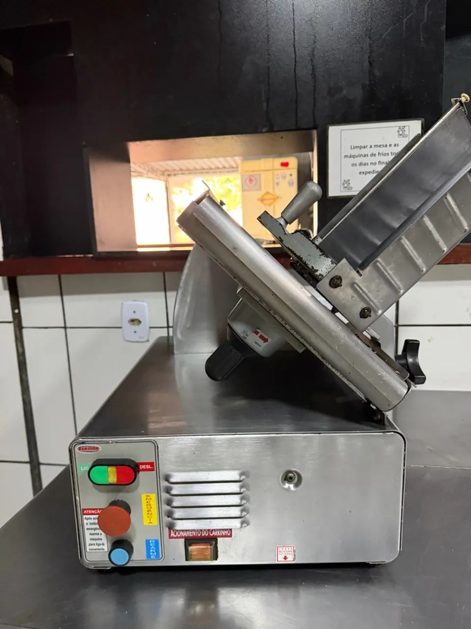 MÁQUINA DE FRIOS AUTOMÁTICA BERMAR  - Foto 2