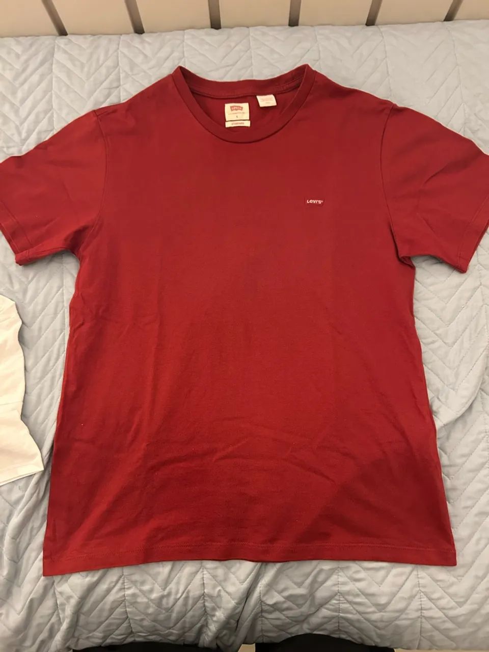 Camisa Levis Vermelha 