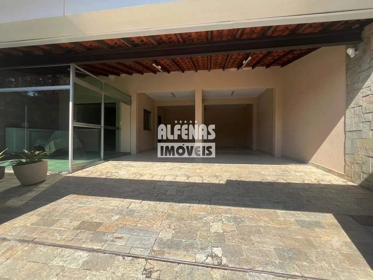Casa à venda 3 quartos no Bairro Eldorado - Foto 2