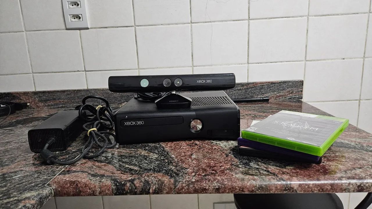 Xbox 360 Slim