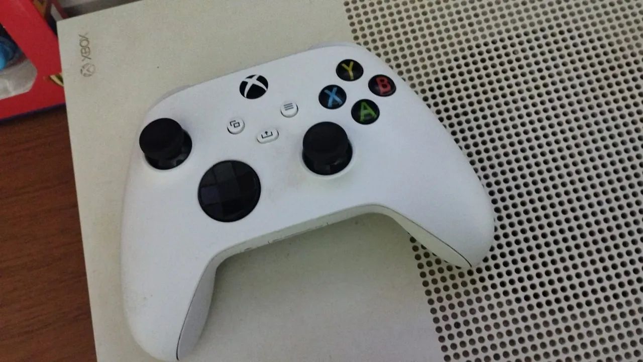Xbox one x 500gb