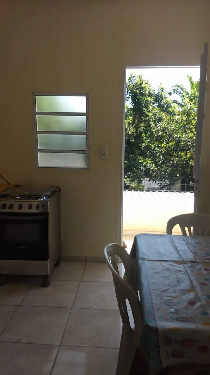 KITNET MOBILIADO 20M² FLORES