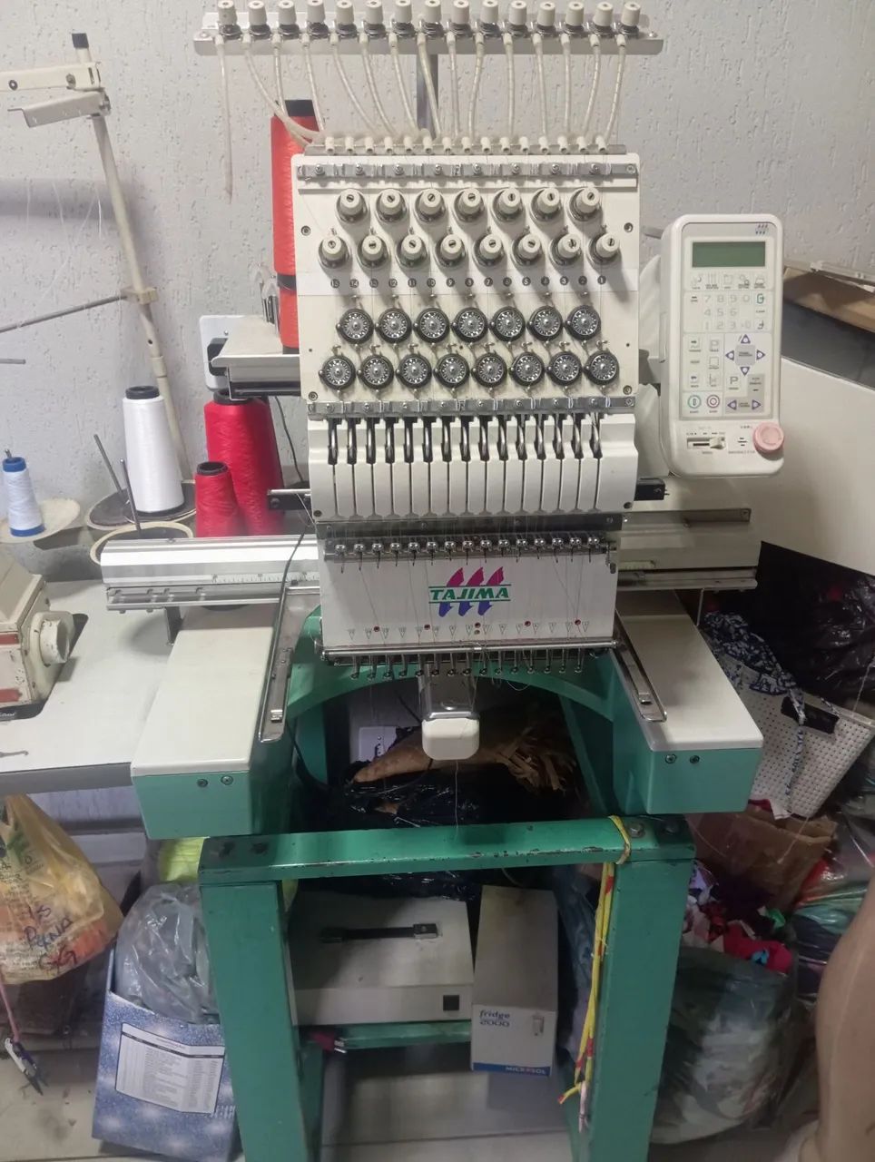 Máquina bordado tajima computadorizado