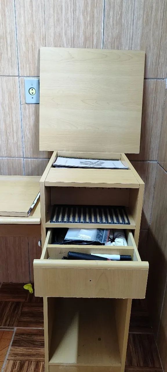 Mesa computador/home office 444717906317158401