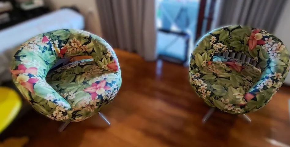 Cadeiras giratórias com estampa - vendo por unidade ou o conjunto - Foto 3
