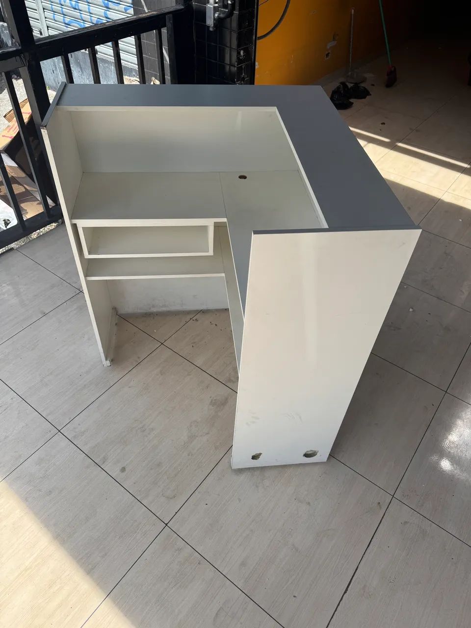 Caixa em madeira MDF coisa linda ! 92 por 92 altura 1.10
