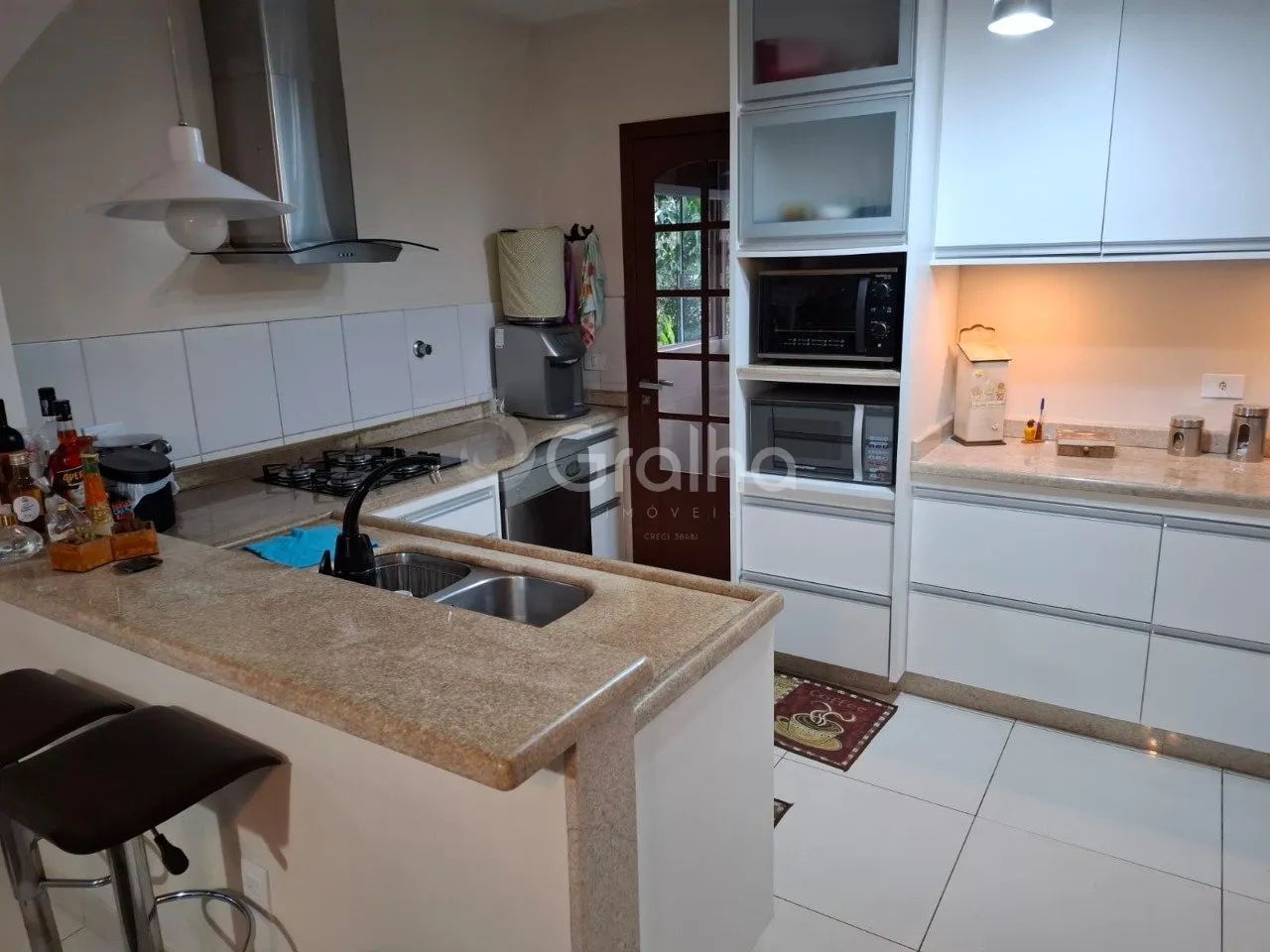 Casa com 165m² com 5 dormitórios em Barreiros - Foto 4