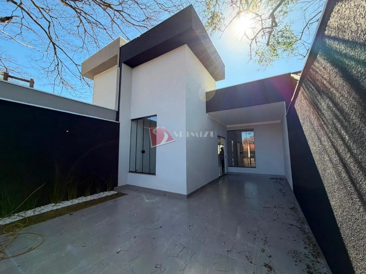 Casa à venda em Maringá, Conjunto Habitacional Requião, com 3 quartos, com 80 m² - Foto 2