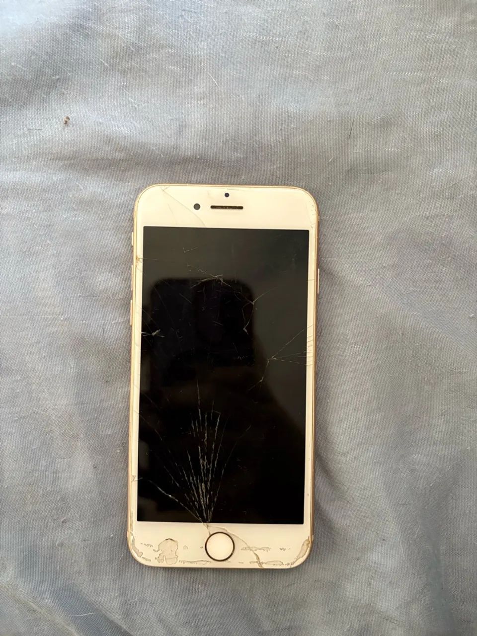 iPhone 8 - para conserto ou retirada de peças. - Foto 2