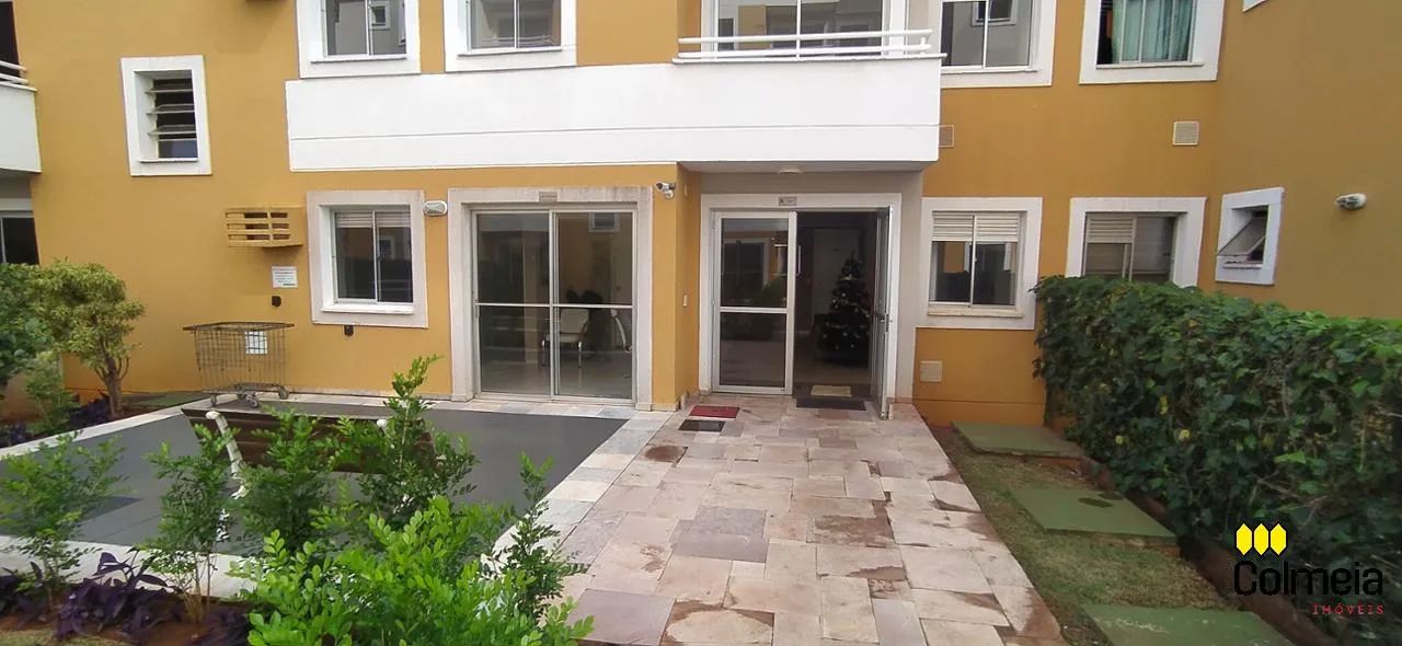 Apartamento amplo e aconchegante - Foto 11