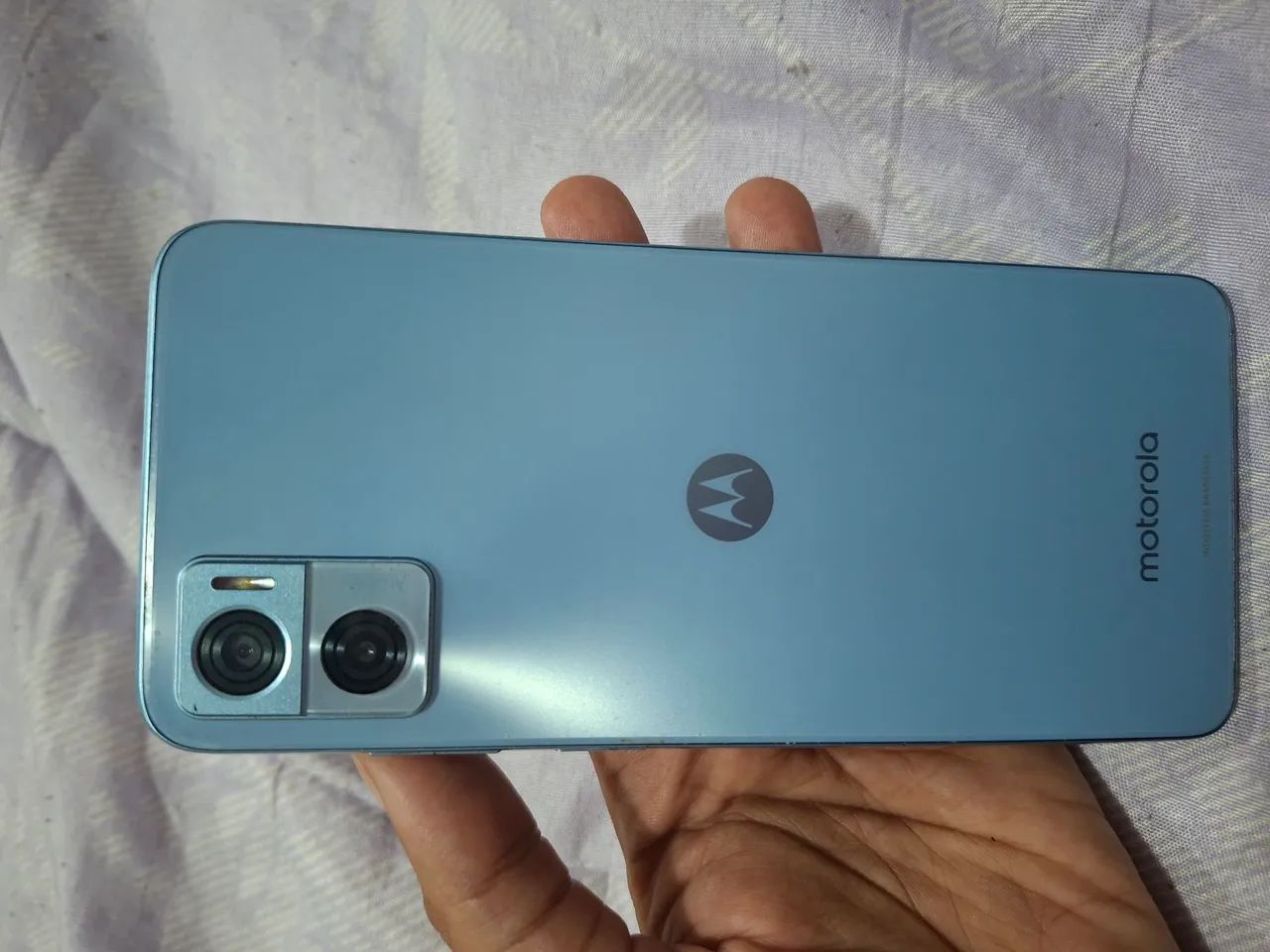 Vendo moto E22 64Gb na cor azul  - Foto 2