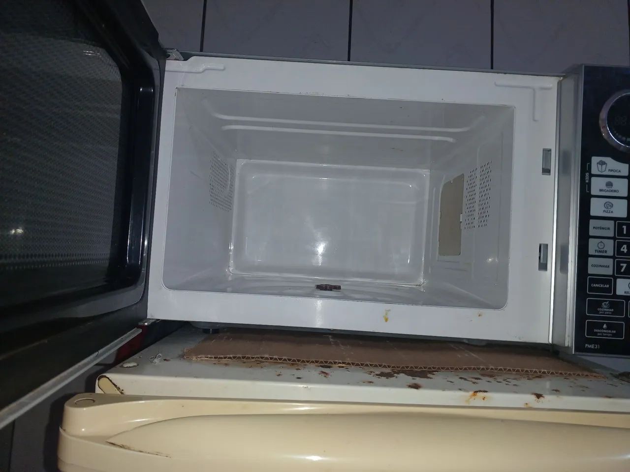 Microondas philco - com visor touch quebrado  - Foto 3