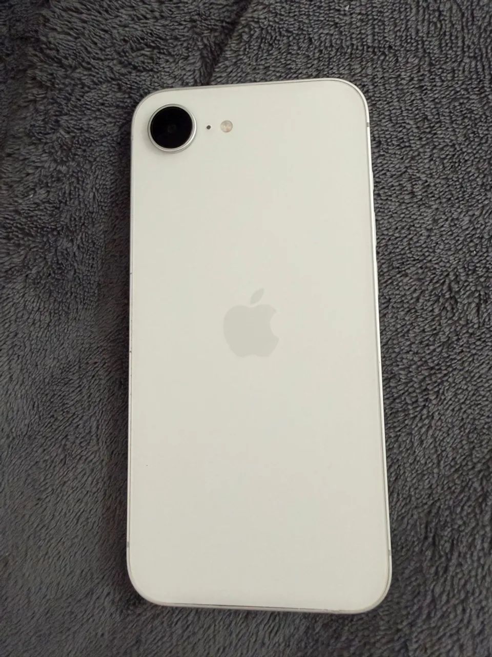 iPhone 16 e  - Foto 3