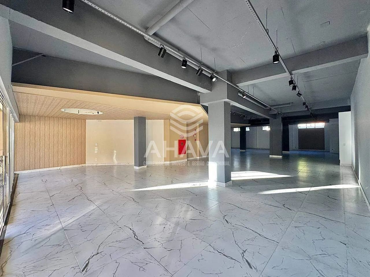 Loja Comercial - 400m² - Castelo/Paquetá