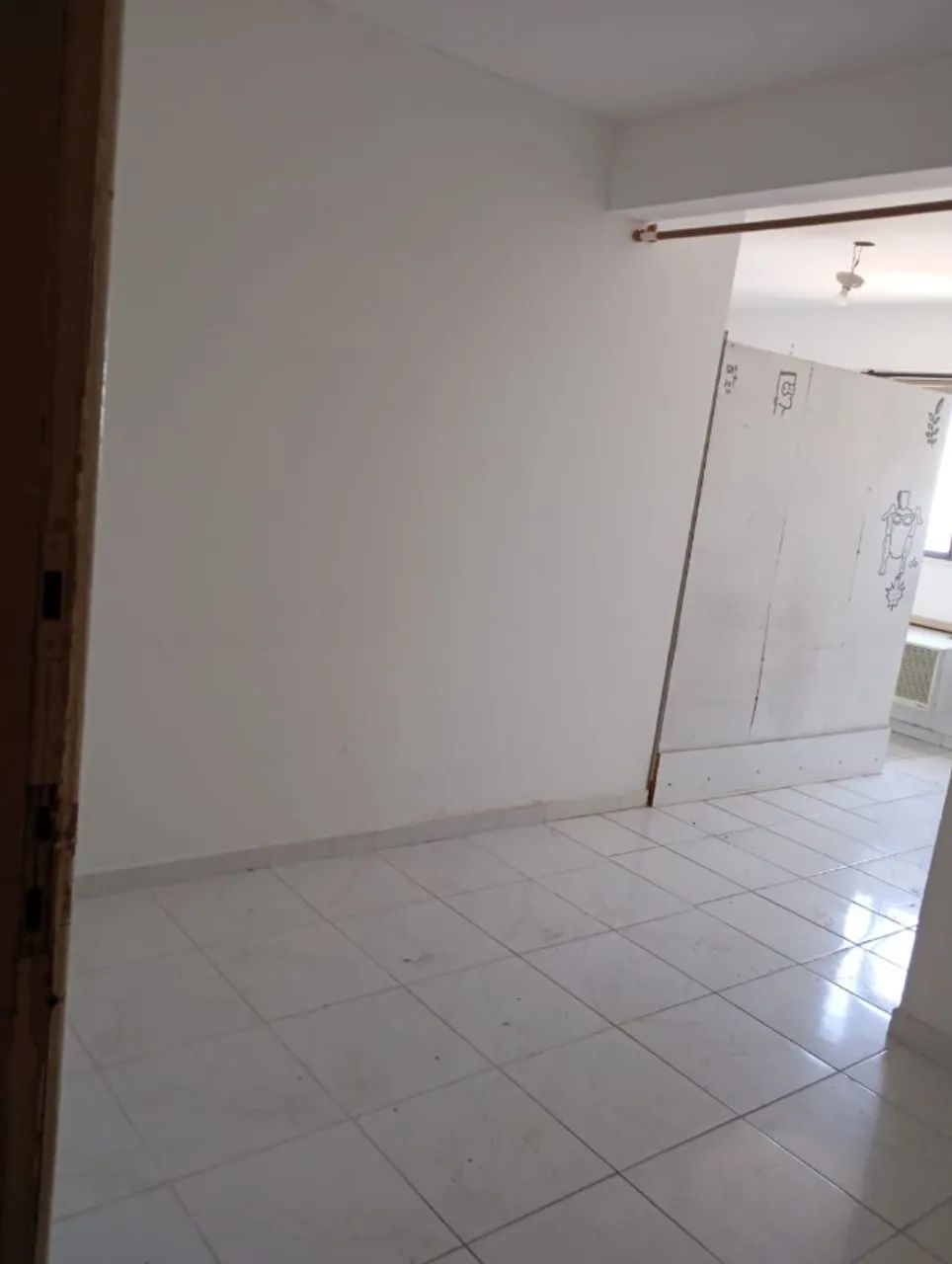 Kitnet com sala, quarto cozinha e banheiro.  - Foto 2