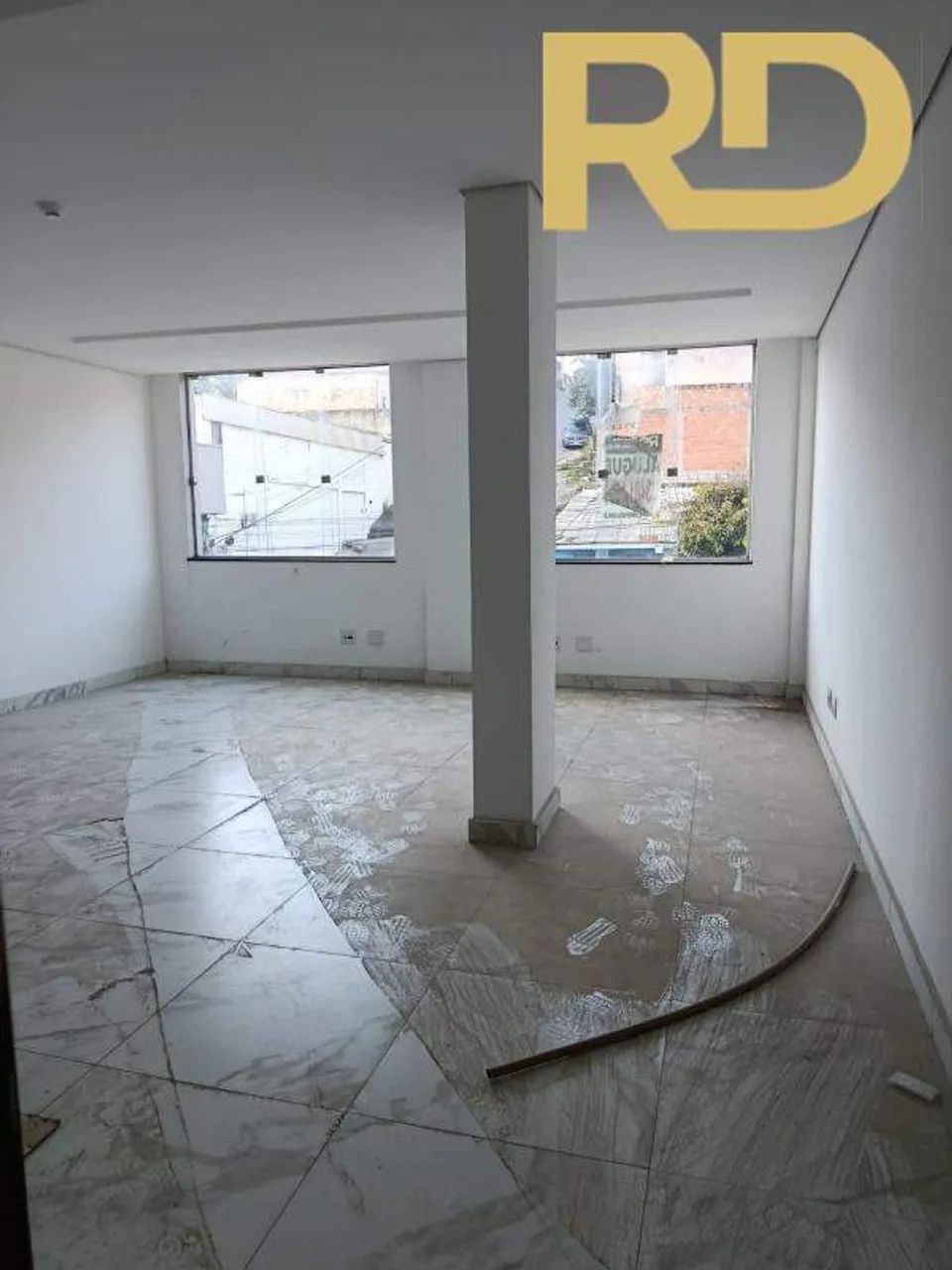 Sala Comercial no bairro Goiânia| Ótima Visibilidade! - Foto 2