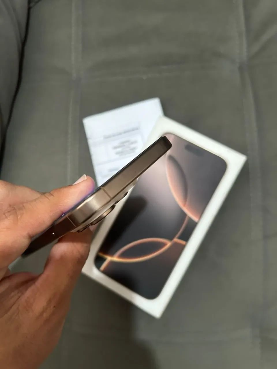 IPhone 16 Pro Max - Foto 2