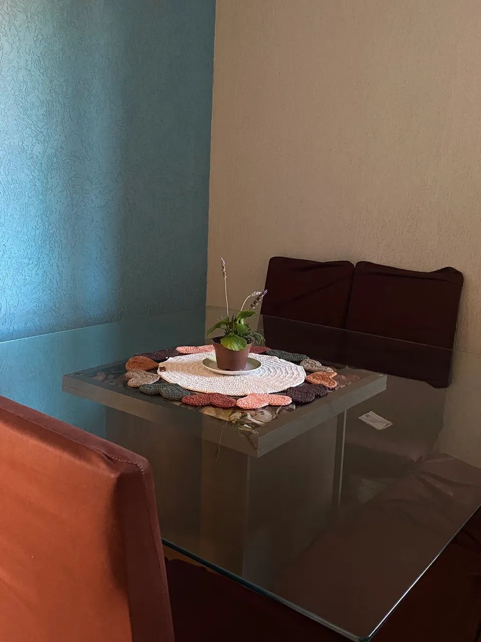 Vendo mesa 8 lugares sem as cadeiras  - Foto 2