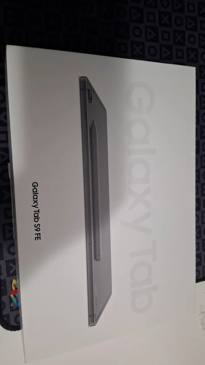 Tablet Samsung S9 FE Tela 10'9 Polegadas 90Hz 128GB 6GB RAM Tela 8MP Selfie 12MPUW WF 