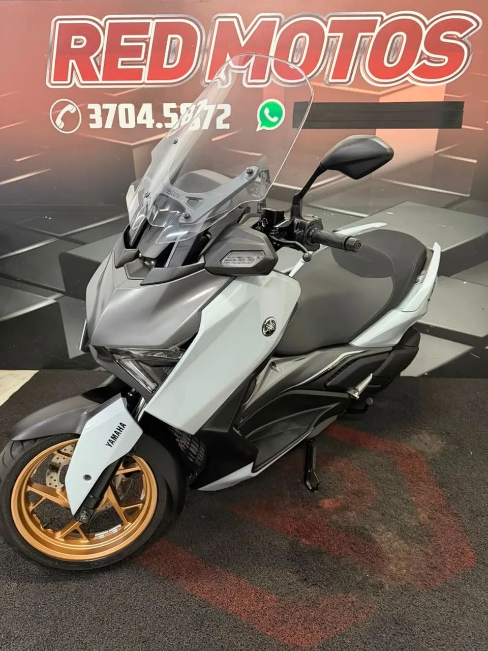 XMAX 300 CONNECTED  - Foto 4