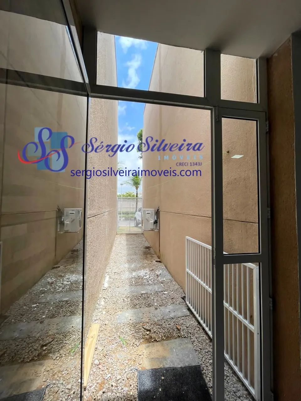 Excelente casa toda climatizada com 3 dormitórios no Eusébio - Foto 4