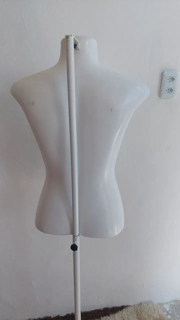 Busto com pedesta - Foto 3