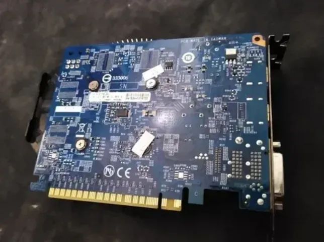 Placa De Video Gtx 750 Ti 1gb Gddr5 Gigabyte 128-bit - Foto 2