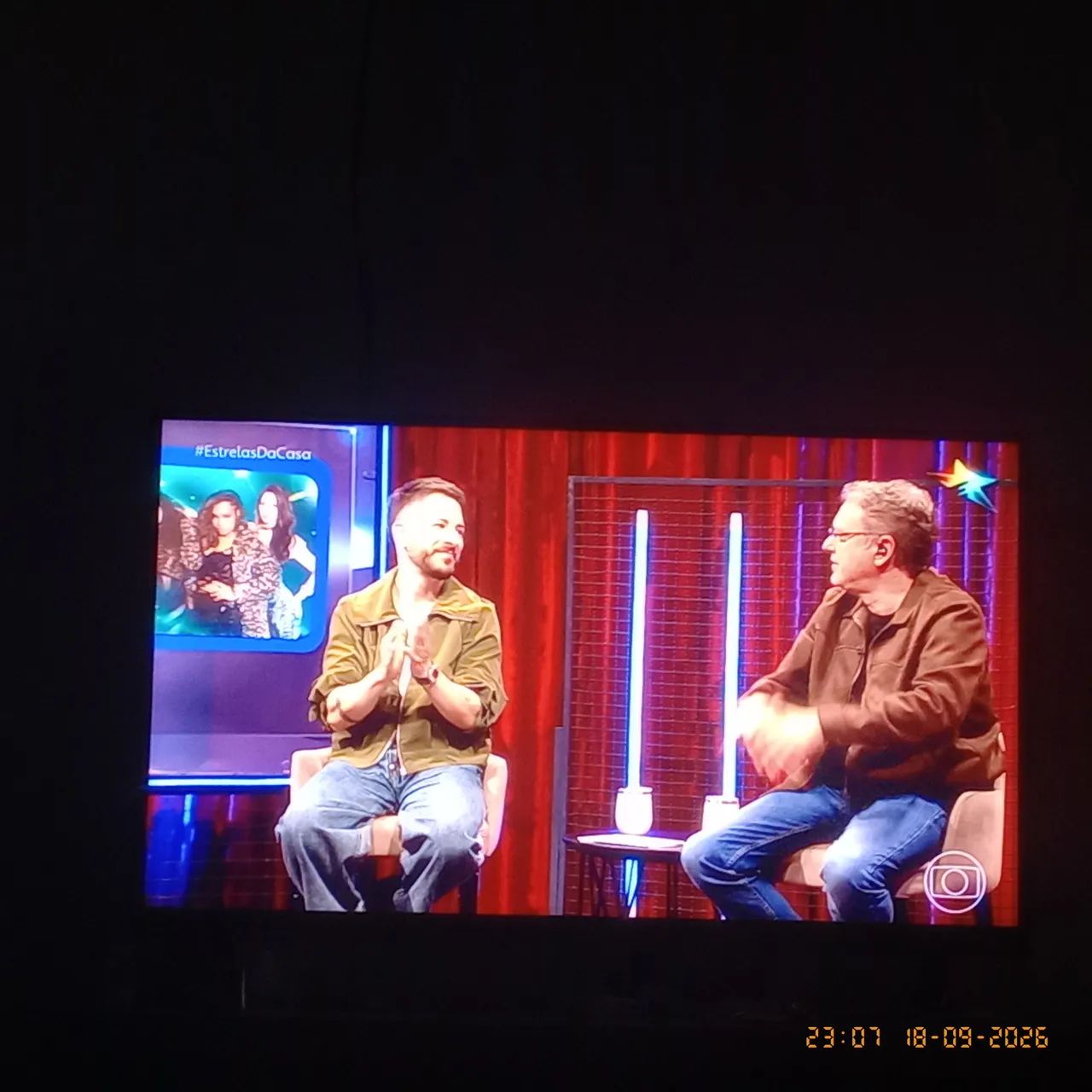 Vende-se uma televisão 32 polegadas  - Foto 2