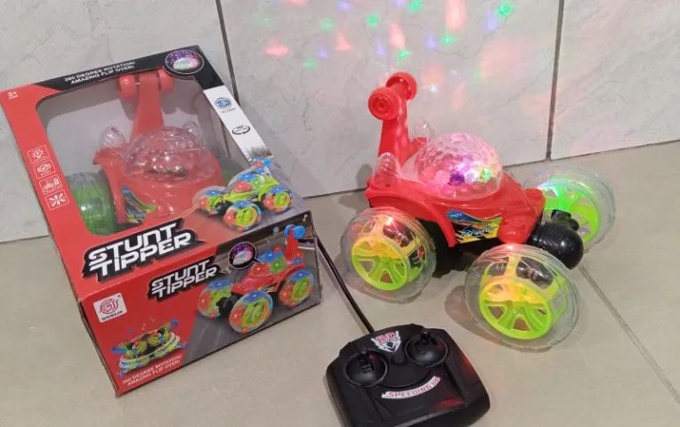 Carrinho Maluco 360º com led e som infantil - Foto 3
