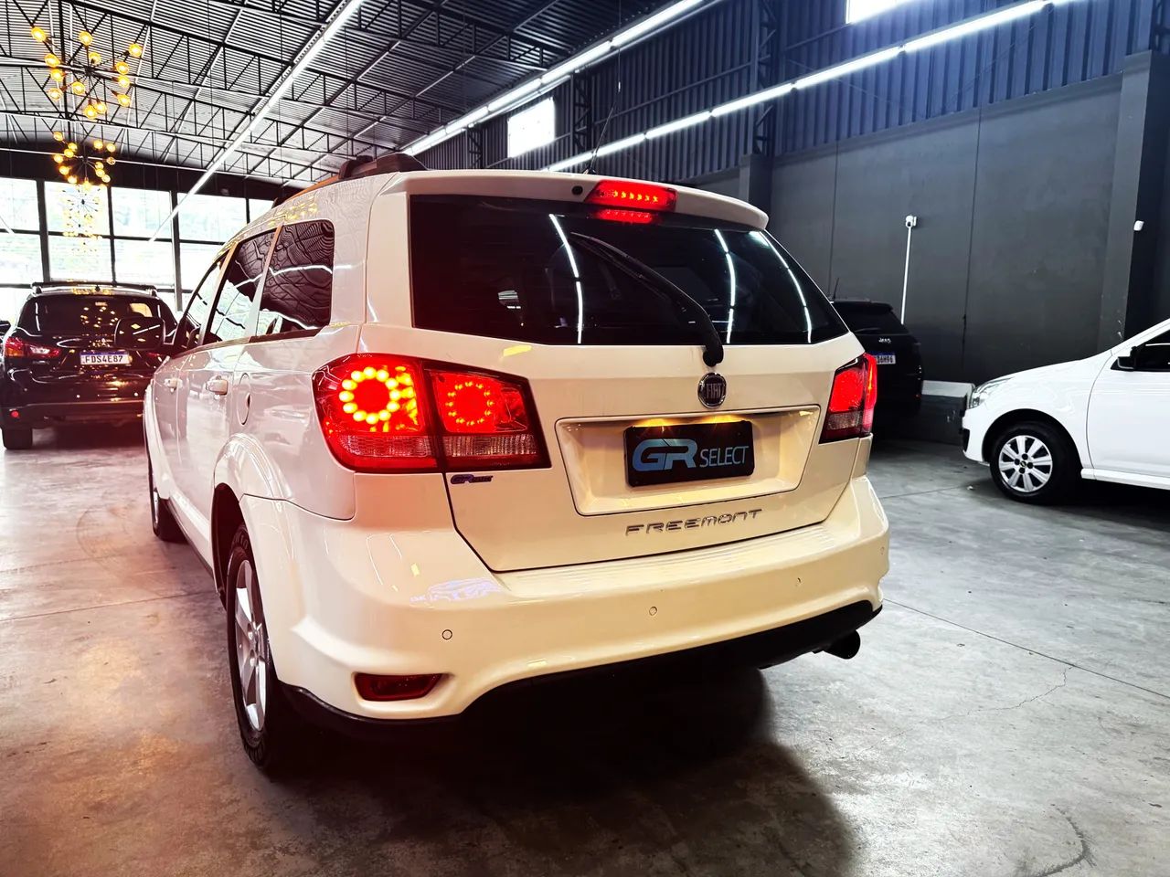 Fiat Freemont 2.4 16V 5P Aut. 2012 - Foto 5