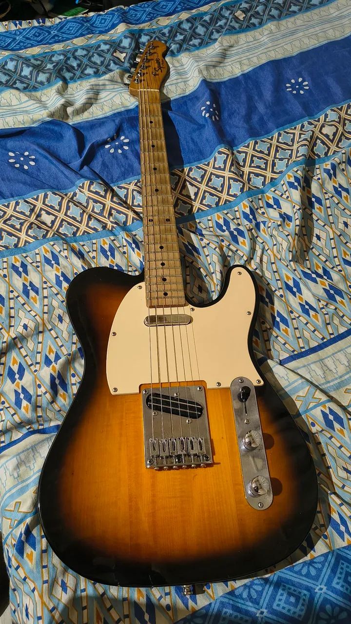 Guitarra Telecaster squier com capitador malagoli e Push Pull - Foto 3