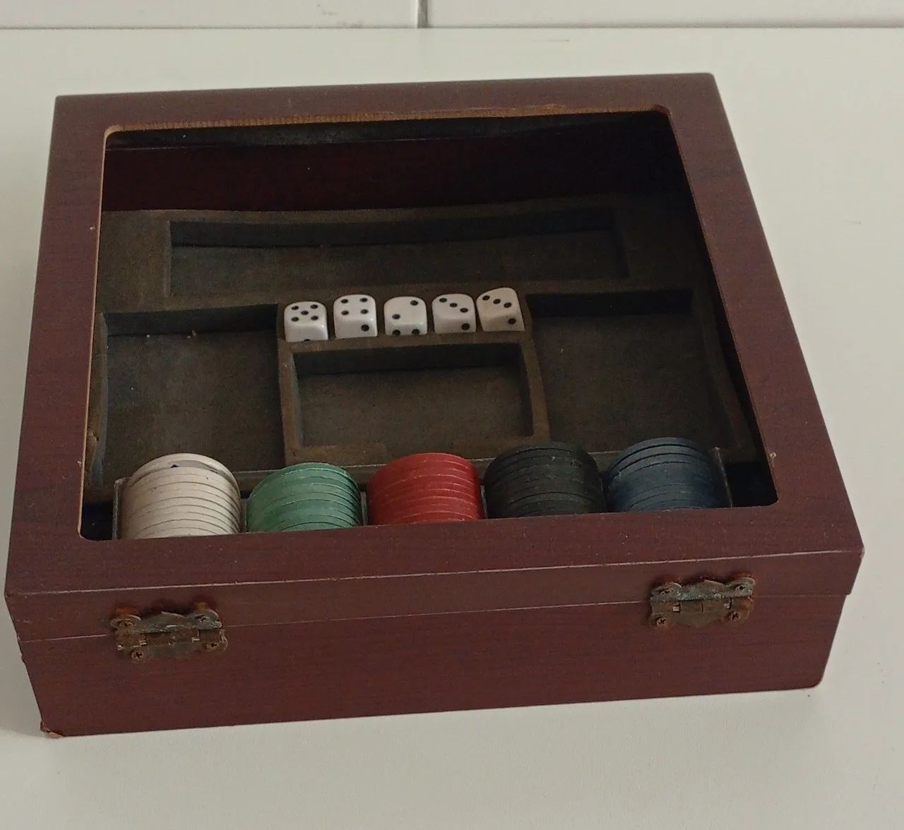Caixa de Jogos Incompleto  - Foto 3