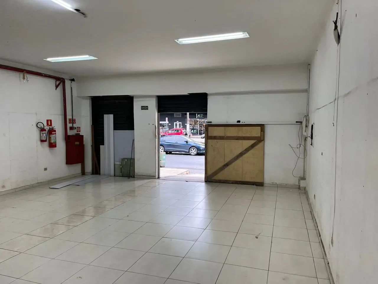 COMENDADOR MARTINS - LOJA NOVA 11,5m X 45m PÉ DIREITO 6m Vila Mathias - Foto 12