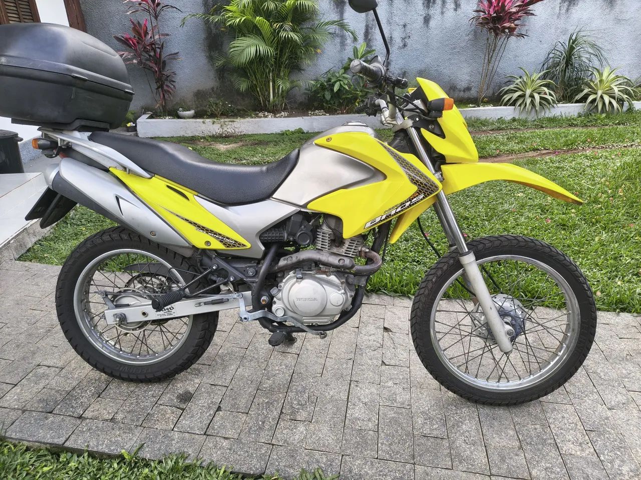 Bros 150