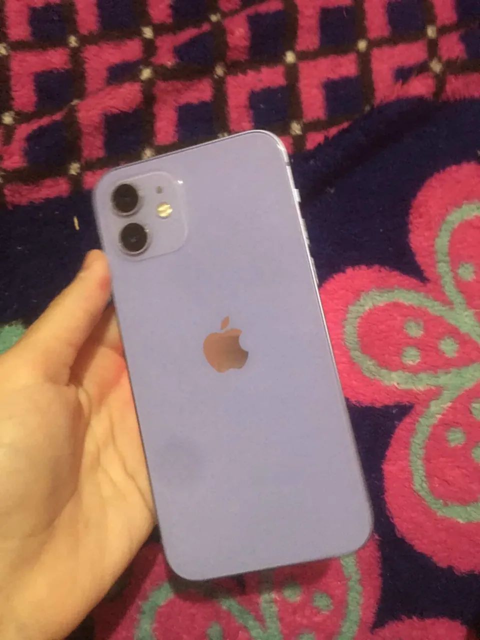 iPhone 12 (64g) lilás 