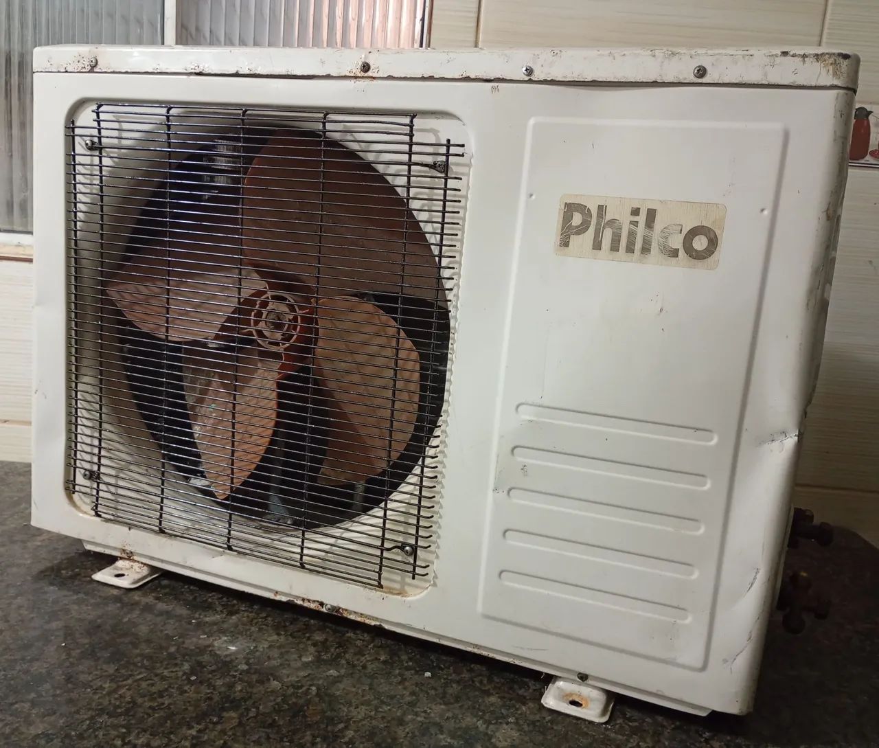 Ar Condicionado : Condensadora 12000 BTUs Philco