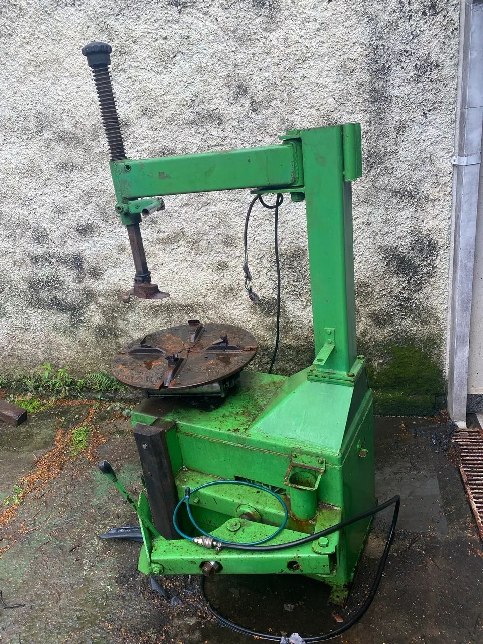 Montadora e Desmontadora de Pneu