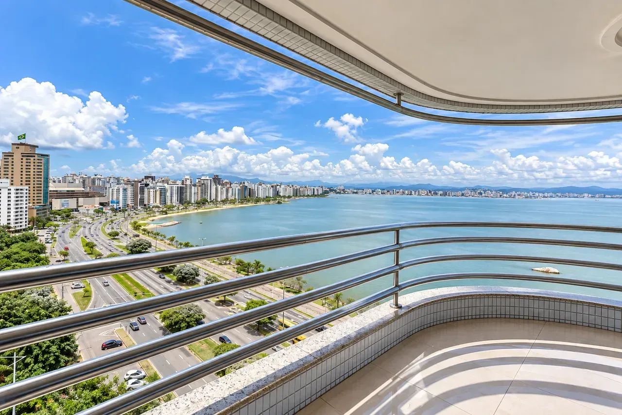 Imóvel para venda possui 211 metros quadrados com 4 quartos em Centro - Florianópolis - SC - Foto 4
