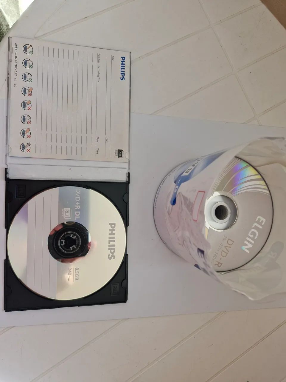 33 mídias DVD-R + 01 DVD+R DL - Foto 3