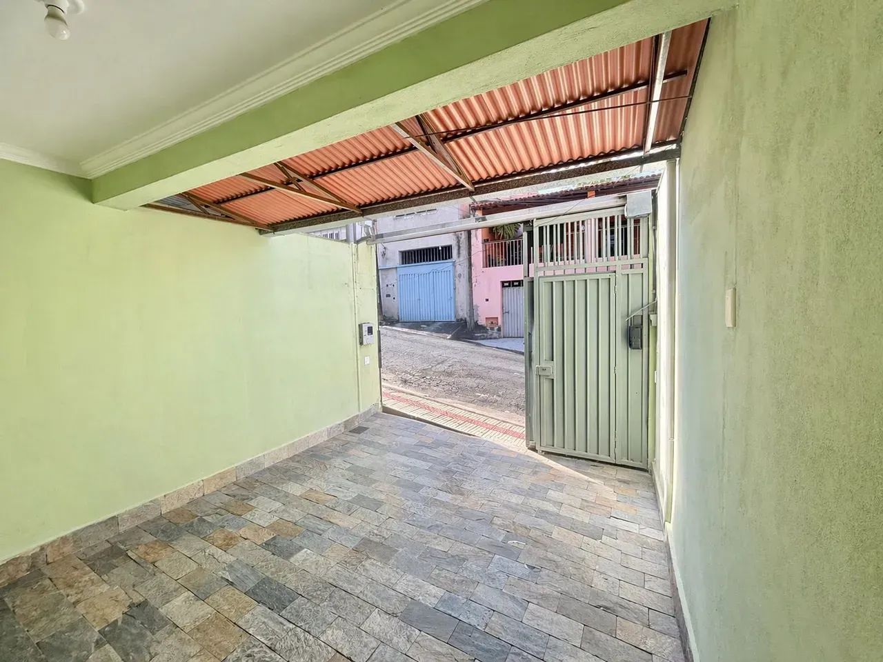 Casa com 02 quartos e 01 vaga - Jaqueline - Foto 2