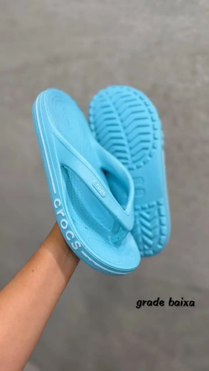 Chinela Nuvem Crocs  - Foto 4