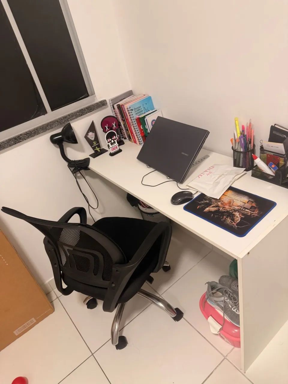 Mesa de computador + cadeira de escritório  - Foto 5