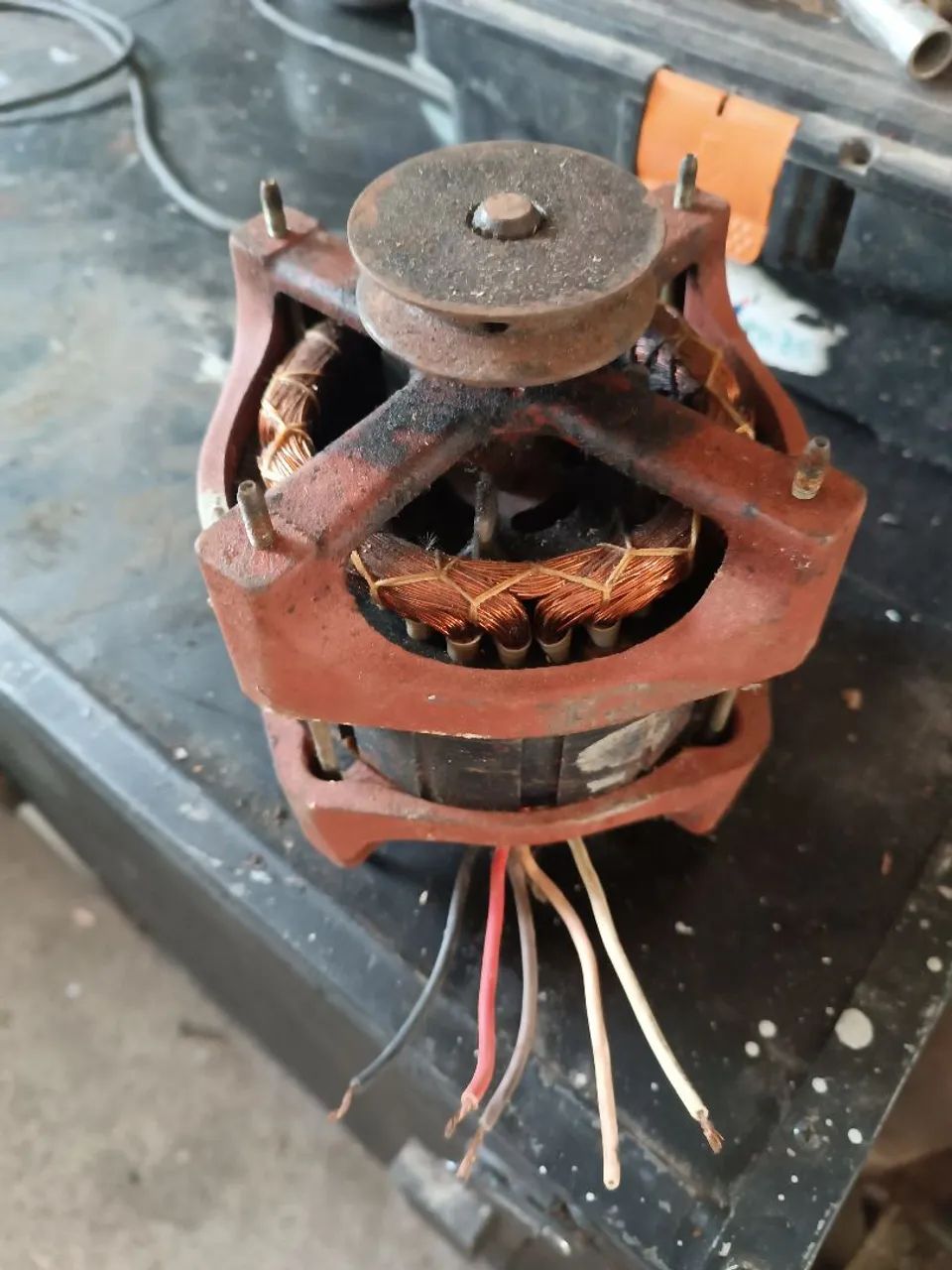 Motor WEG 1.3 CV 220v - Foto 2